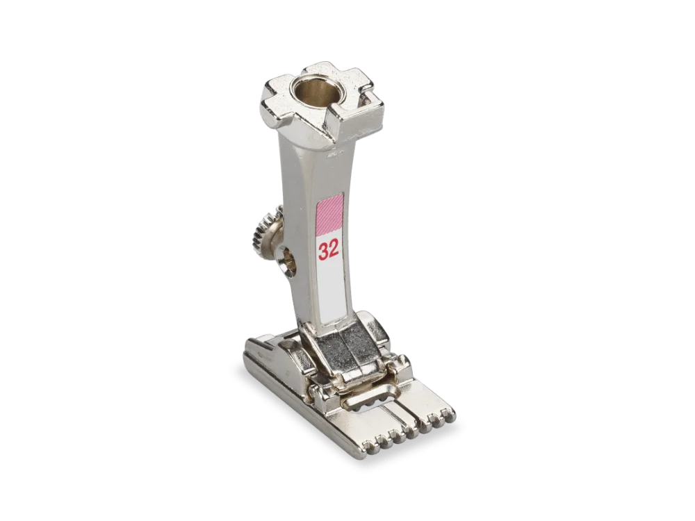 Bernina Biezenvoet met 7 gleuven #32