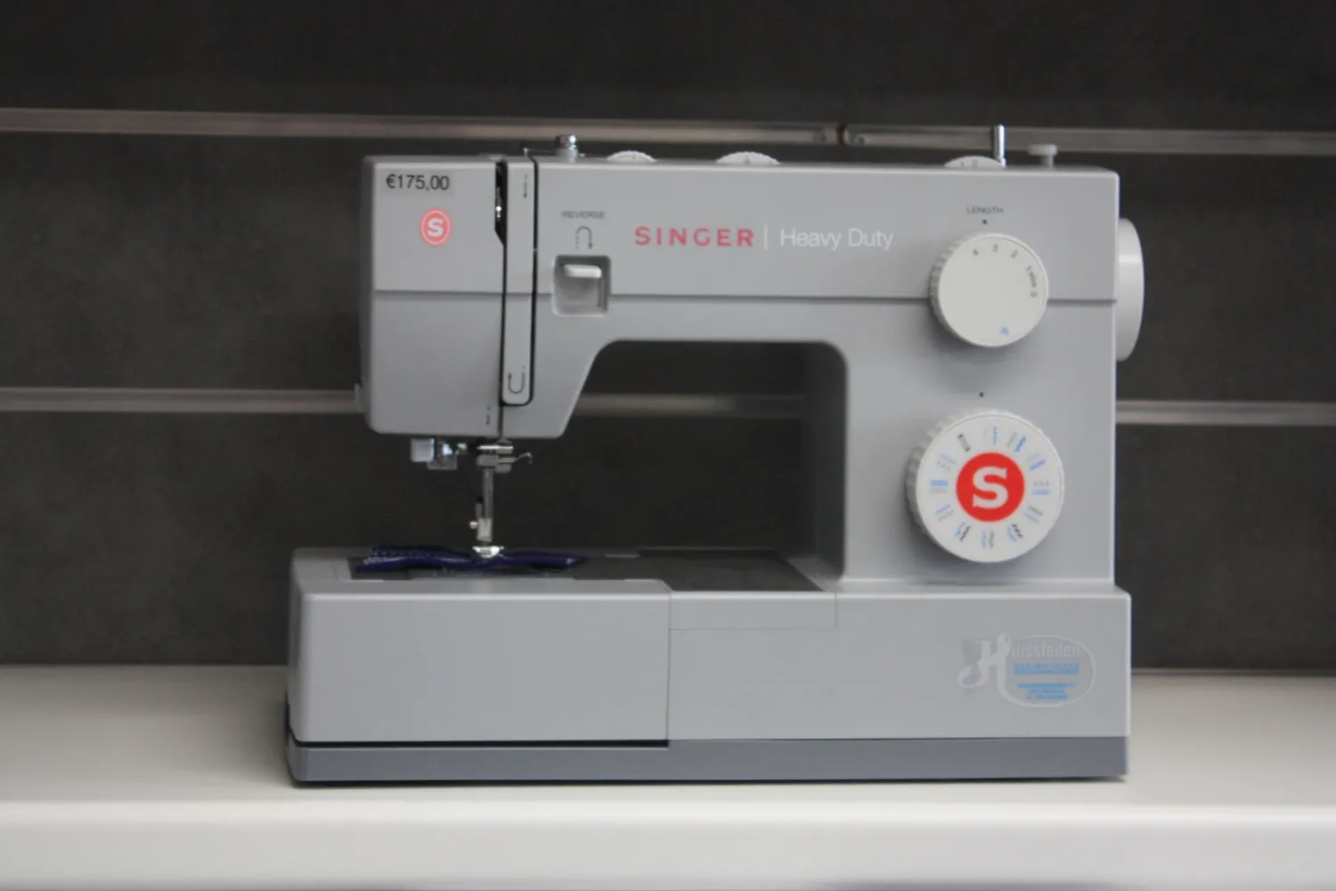 singer heavy Duty 4423